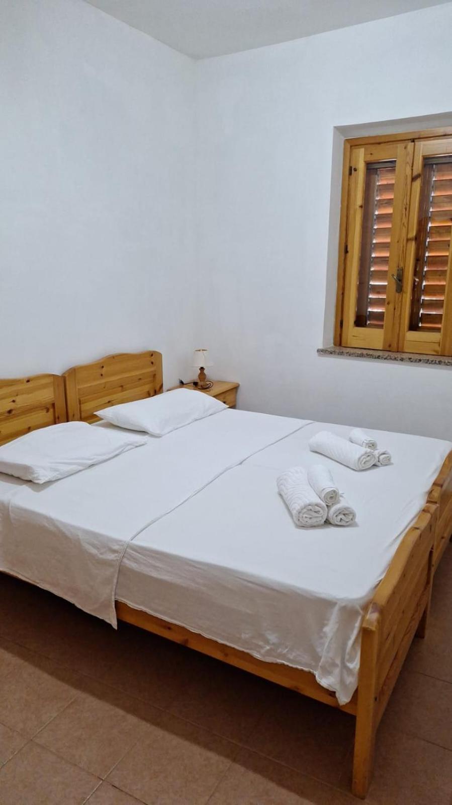 Villaggio Camping La Scogliera Рикади Экстерьер фото